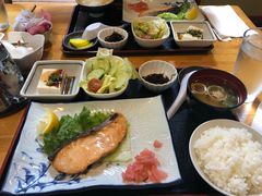 -Hatsuhana Japanese Restaurant