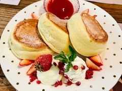 草莓舒芙蕾-娜娜家·Nana's restaurant(国金汇店)