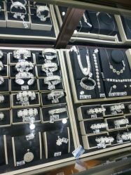 -凤凰县苗族银饰锻制技艺传习所