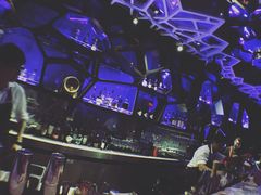 -OZONE 顶楼酒吧(香港丽思卡尔顿酒店)