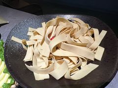 -罗勒家·养生火锅· Bistro(大望路店)