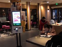 -麦当劳(江湾镇店)