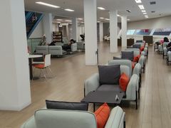 -深圳锦龙奥迪4S店(前海店)