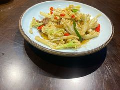 -乡村馕坑肉·烧烤·新疆菜·本地人更爱吃(阿勒泰首店)