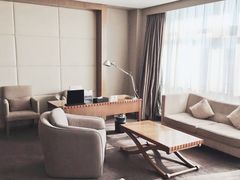 -上海如意智慧酒店(上海科学院店)