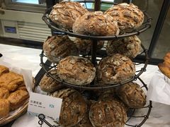 -Dough&Joe团憩(瑞虹天地月亮湾店)