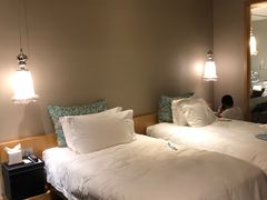 -广州卡丽酒店(大金钟路地铁站店)