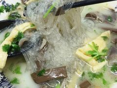 -鸭小妹鸭血粉丝(老门东店)
