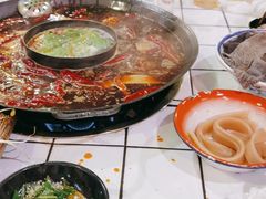 -财二舅火锅招待所