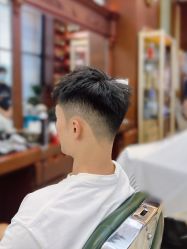 -尼特斯男士发型馆