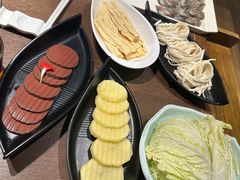 -快乐小羊·内蒙牛羊肉火锅(流花中心店)