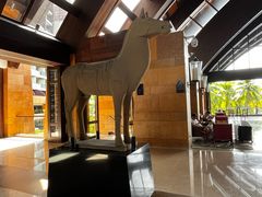 -三亚湾海居铂尔曼度假酒店