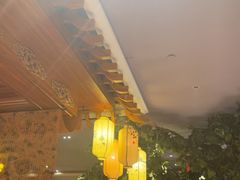 -八府香鸭·啫啫煲(华山路店)