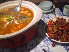 -卢大鲜鱼头捞饭(美利广场店)