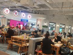 -三个四川人火锅(华联商厦店)