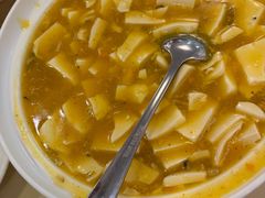 蟹粉烩豆腐-王宝和酒家(黄浦店)