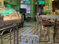 -坤思特1688咖啡(五洲花城店)