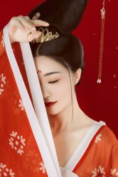 -盘子女人坊古装写真摄影(厦门总店)