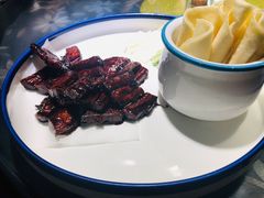 -臻吃客主题餐厅(人民路店)