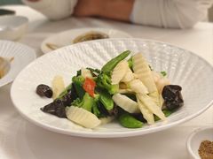 -品海楼·大连海胆锅贴馆(东港店)