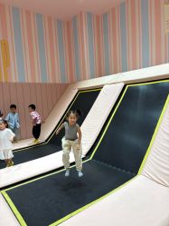 -奈尔宝家庭中心·亲子餐厅(鄞州万达店)