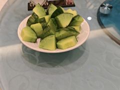 -侬佳蒸菜馆(听潮店)