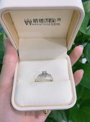 -威德钻石-克拉钻大本营(南京东路店)