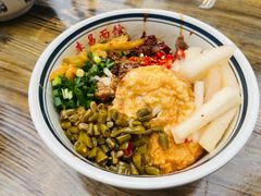 麻辣牛肉麻辣鸭子双拼-李易面馆(高桥店)