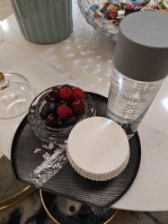 -百秀名媛纹绣美学护肤中心