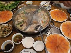 -三文彩虹鳟鱼庄