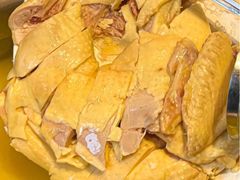 -鲜入唯煮·港式海鲜牛肉火锅(金宝街店)