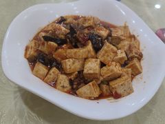 -鹤乡东北菜(崮山路店)