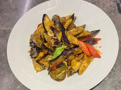 -闫府私房菜·百年鲁菜(恒隆店)