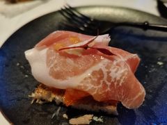 -wineapp葡萄酒餐吧(外滩金融中心店)