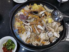 野生菌腊排骨-草墩罗非鱼庄•野生菌•腊排骨(七星街上段店)