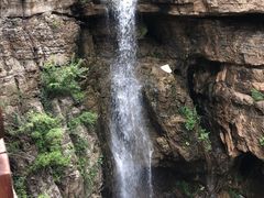 -大平台龙居瀑布旅游区