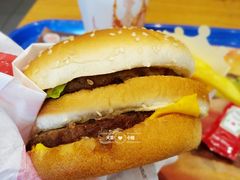 狠霸王牛堡-汉堡王(EAC欧美中心店)