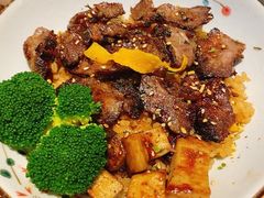 -POKEE VIA&Brunch·维娅(重庆来福士店)