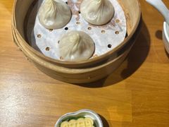 -乐忻皇朝(上海中心大厦店)