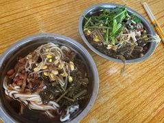 正宗海南灵山粉-灵山卢梅燕粉店