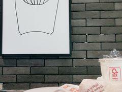 -麦当劳(中唱大厦店)