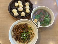 -佬钱湾仔(衣裳街店)