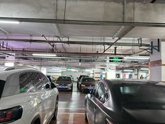 -百联中环购物广场-停车场