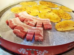 -秦炉烤肉(财富中心店)