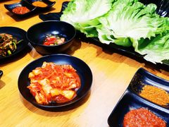 -肉甲韩国木炭烤肉(新壹街1店)