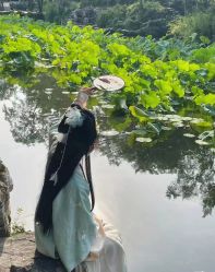 -梦回汉唐汉服旗袍体验馆(拙政园店)