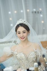 -欣薇婚纱(新源乐汇城店)