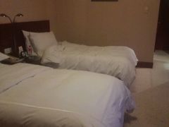 -东方海天酒店(渔人码头景区第二海水浴场店)