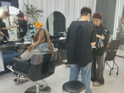 -U·NI SALON 造型