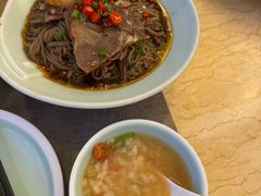 -套娃酒店-中餐厅